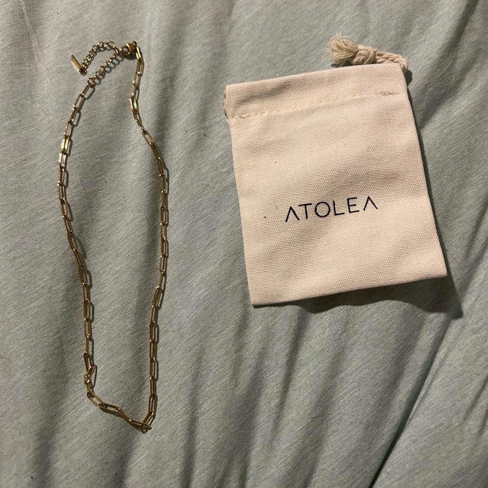 Atolea Gold Chain Paperclip Choker